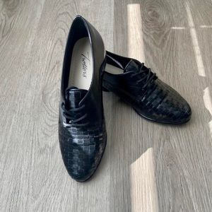 Black Oxford Flat